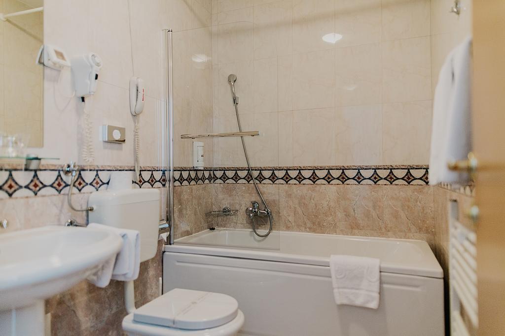 Hotel Silver Osijek Værelse billede